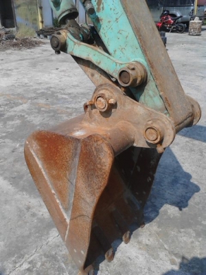 IHI 40JX เท่า PC 40 มีลายกระแทก