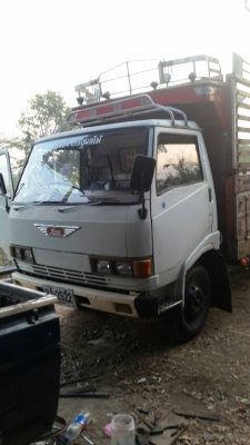 รถหกล้อ hino KM777 เครื่อง WO4D 117 แรง ยาว 4.30 เมตร ภาษีเต็ม เครื่องดีคันซีสวย เอกสารครบ