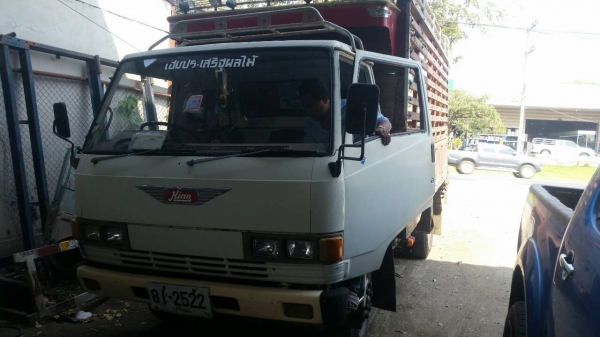 รถหกล้อ hino KM777 เครื่อง WO4D 117 แรง ยาว 4.30 เมตร ภาษีเต็ม เครื่องดีคันซีสวย เอกสารครบ