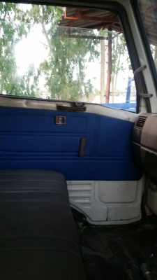 รถหกล้อ hino KM777 เครื่อง WO4D 117 แรง ยาว 4.30 เมตร ภาษีเต็ม เครื่องดีคันซีสวย เอกสารครบ