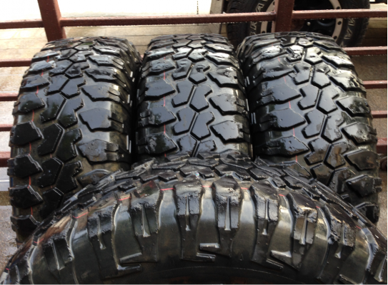 ยาง Mud Maxxis 30 9.5 R15 พร้อมใช้งาน ราคาไม่แพง