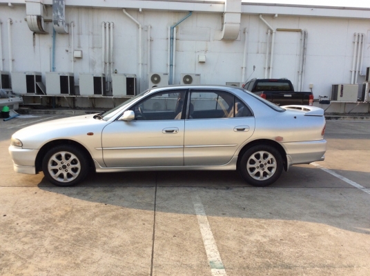 ขายรถ มิตซู อัลติมา ตัวท็อป ปี94 เครื่อง V6 24valve 2.0 เกียร์ธรรมดา ไฟฟ้าทั้งคัน ถายในสวยเดิมๆเบาะสวยสะอาด แอร์เย็นวิทยุมีพร้อม ตัวถังเดิมๆบางทั้งคันสีบางๆมีซีดบางชิ้น แม็กขอบ 15&quot; รถขับดีครับ พร้อมใช้ ภาษี59 ขายถูกครับ