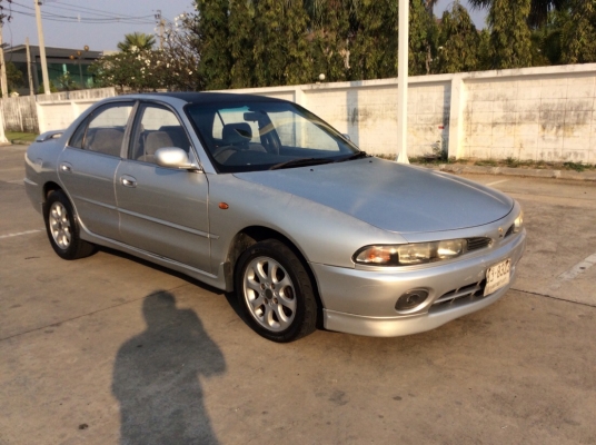 ขายรถ มิตซู อัลติมา ตัวท็อป ปี94 เครื่อง V6 24valve 2.0 เกียร์ธรรมดา ไฟฟ้าทั้งคัน ถายในสวยเดิมๆเบาะสวยสะอาด แอร์เย็นวิทยุมีพร้อม ตัวถังเดิมๆบางทั้งคันสีบางๆมีซีดบางชิ้น แม็กขอบ 15&quot; รถขับดีครับ พร้อมใช้ ภาษี59 ขายถูกครับ
