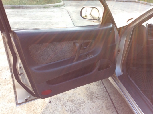 ขายรถ มิตซู อัลติมา ตัวท็อป ปี94 เครื่อง V6 24valve 2.0 เกียร์ธรรมดา ไฟฟ้าทั้งคัน ถายในสวยเดิมๆเบาะสวยสะอาด แอร์เย็นวิทยุมีพร้อม ตัวถังเดิมๆบางทั้งคันสีบางๆมีซีดบางชิ้น แม็กขอบ 15&quot; รถขับดีครับ พร้อมใช้ ภาษี59 ขายถูกครับ