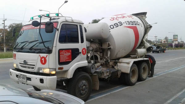 ขายด่วนรถสิบล้อ2เพลารถโม้ปูน7คิวโม้ตรงเครือง 230แรงปี45 ขายด่วนรถสิบล้อ2เพลารถโม้ปูน7คิวโม้ตรงเครือง 230แรงปี45