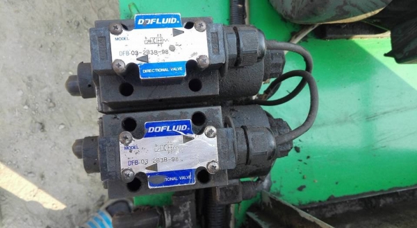 *** Sold *** ชุดพาวเวอร์ยูนิตดับเบิ้ลปั้มแบบสองตอน ขนาด 7.5 HP. ติดตั้งแผงระบายความร้อน2ชุด ถังใหญ่ 760 ลิตร วาวล์คอนโทรลครบ สภาพสวยพร้อมใช้