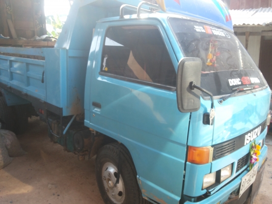 NKR58L เครื่อง110ฝาดำแน่นกิ๊ป พ.เวอร์ แอร์ เอฟหลัง ยางใหม่6เส้น พร้อมโอน NKR58L เครื่อง110ฝาดำแน่นกิ๊ป พ.เวอร์ แอร์ เอฟหลัง ยางใหม่6เส้น พร้อมโอน