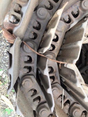 โซ่พร้อมใบเก่า kobelco sk120-3-5 ใบยาว 50 ซม เส้นละ 38,000 โซ่พร้อมใบเก่า kobelco sk120-3-5 ใบยาว 50 ซม เส้นละ 38,000