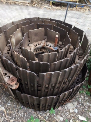 โซ่พร้อมใบเก่า kobelco sk120-3-5 ใบยาว 50 ซม เส้นละ 38,000 โซ่พร้อมใบเก่า kobelco sk120-3-5 ใบยาว 50 ซม เส้นละ 38,000