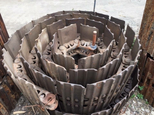 โซ่พร้อมใบเก่า kobelco sk120-3-5 ใบยาว 50 ซม เส้นละ 38,000 โซ่พร้อมใบเก่า kobelco sk120-3-5 ใบยาว 50 ซม เส้นละ 38,000