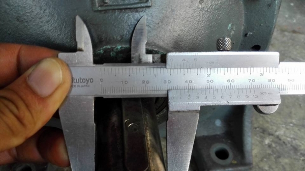 ** ขายแล้วครับ!! ** มอเตอร์เกียร์ LI MING Made in TAIWAN 2 HP. 380V. ทด 1:25 ความเร็วรอบ 58 RPM. สภาพใหม่กริ้บวิ่งเงียบพร้อมใช้งาน.