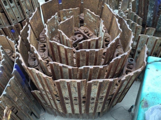 โซ่พร้อมใบเก่านอกญี่ปุ่น komatsu pc60-6-7