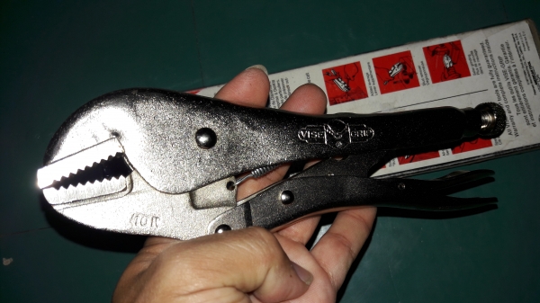 ขายคีมล็อกVISE-GRIP 10R Made in USA.งานเก่าเก็บยี่สิบกว่าปี ขายคีมล็อกVISE-GRIP 10R Made in USA.งานเก่าเก็บยี่สิบกว่าปี