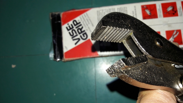 ขายคีมล็อกVISE-GRIP 10R Made in USA.งานเก่าเก็บยี่สิบกว่าปี ขายคีมล็อกVISE-GRIP 10R Made in USA.งานเก่าเก็บยี่สิบกว่าปี