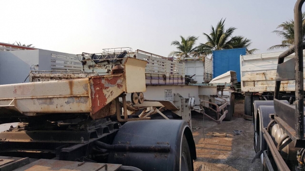 หางก้างปลา สามมิตร สามเพลา ปี 49  รถสด สวย สภาพเดิม  พร้อมใช้งาน ทดลองขับได้    สนใจติดต่อ เอ็ม ที เจริญยนต์ สาขาปทุมธานี    (ถนนกาญจนาภิเษก วงแหวนตะวันตกบางปะอิน-บางบัวทอง เยื้องคลังกระจายสินค้าโลตัส สามโคก)   โทร. 081-4948363 , 081-7361541      ผู้ขายแจ