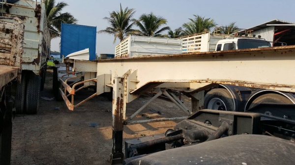 หางก้างปลา สามมิตร สามเพลา ปี 49  รถสด สวย สภาพเดิม  พร้อมใช้งาน ทดลองขับได้    สนใจติดต่อ เอ็ม ที เจริญยนต์ สาขาปทุมธานี    (ถนนกาญจนาภิเษก วงแหวนตะวันตกบางปะอิน-บางบัวทอง เยื้องคลังกระจายสินค้าโลตัส สามโคก)   โทร. 081-4948363 , 081-7361541      ผู้ขายแจ