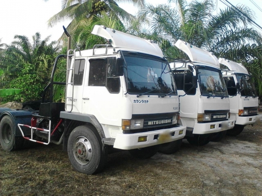 รถมิตซู 10 ล้อ หัวลาก FN527 - 225  แรงม้า.  ปี 40.  ( มี ขาย 3 หัว. )    สนใจติดต่อ  081 - 6079515