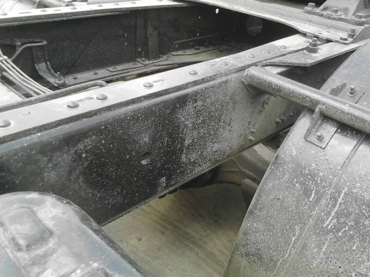 รถมิตซู 10 ล้อ หัวลาก FN527 - 225  แรงม้า.  ปี 40.  ( มี ขาย 3 หัว. )    สนใจติดต่อ  081 - 6079515