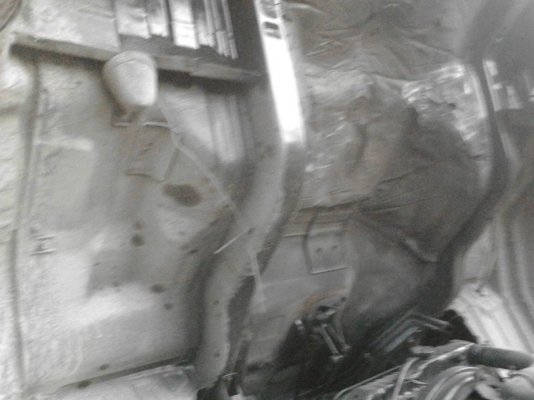 รถมิตซู 10 ล้อ หัวลาก FN527 - 225  แรงม้า.  ปี 40.  ( มี ขาย 3 หัว. )    สนใจติดต่อ  081 - 6079515