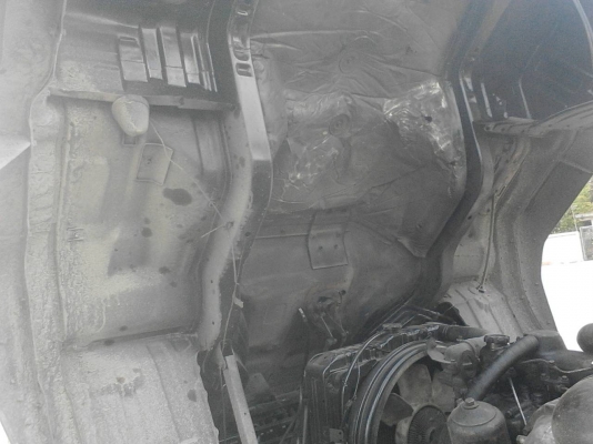 รถมิตซู 10 ล้อ หัวลาก FN527 - 225  แรงม้า.  ปี 40.  ( มี ขาย 3 หัว. )    สนใจติดต่อ  081 - 6079515