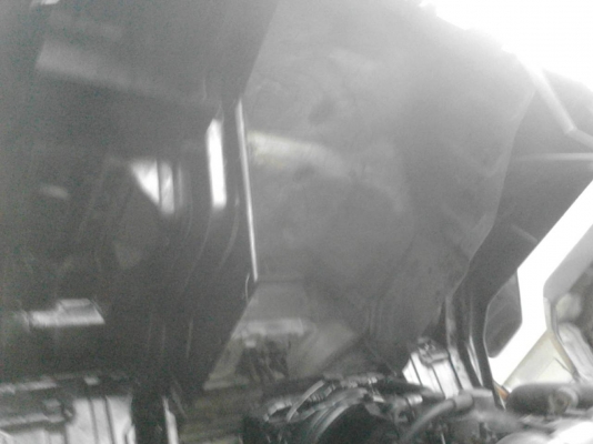 รถมิตซู 10 ล้อ หัวลาก FN527 - 225  แรงม้า.  ปี 40.  ( มี ขาย 3 หัว. )    สนใจติดต่อ  081 - 6079515