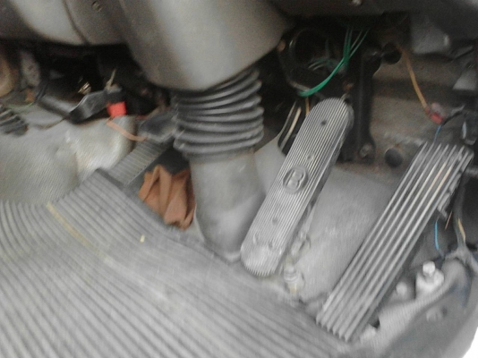 รถมิตซู 10 ล้อ หัวลาก FN527 - 225  แรงม้า.  ปี 40.  ( มี ขาย 3 หัว. )    สนใจติดต่อ  081 - 6079515