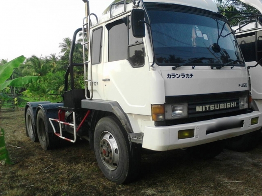 รถมิตซู 10 ล้อ หัวลาก FN527 - 225  แรงม้า.  ปี 40.  ( มี ขาย 3 หัว. )    สนใจติดต่อ  081 - 6079515