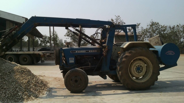 ขายรถไถฟอร์ด 6600T1 ติดที่ตัก อุปกรณ์เพิ่ม ที่คีบอ้อยแถม