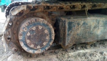 KOBELCO K903 SK 60 เอกสารใบอินวอย ภายในเก๋งแอร์เย็น สะอาดสวย คอนโทรลง่ายใช้งานสะดวก เครื่องยนต์เดิมๆแรงดีทำงานได้เร็วปกติดีครับ ภายนอกบอดี้สวย ช่วงล่างเต็มดี เฟรมสองข้างไม่มีผุ โรลเลอร์โซ่ใบแทรกสภาพดีประมาณ 60\% พร้อมทำงานได้เลย ราคาต่อรองได้ครับ