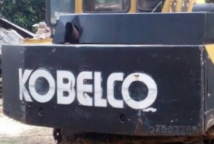 KOBELCO K903 SK 60 เอกสารใบอินวอย ภายในเก๋งแอร์เย็น สะอาดสวย คอนโทรลง่ายใช้งานสะดวก เครื่องยนต์เดิมๆแรงดีทำงานได้เร็วปกติดีครับ ภายนอกบอดี้สวย ช่วงล่างเต็มดี เฟรมสองข้างไม่มีผุ โรลเลอร์โซ่ใบแทรกสภาพดีประมาณ 60\% พร้อมทำงานได้เลย ราคาต่อรองได้ครับ