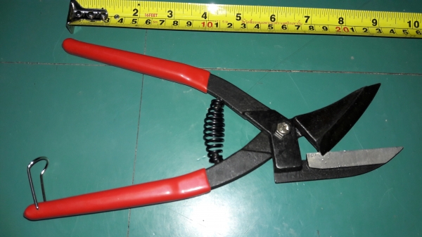 ขายกรรไกรตัดแผ่นเมทัลชีตขนาด10" นกใหญ่ไต้หวันKING EAGLE Made in Taiwan. ขายกรรไกรตัดแผ่นเมทัลชีตขนาด10" นกใหญ่ไต้หวันKING EAGLE Made in Taiwan.