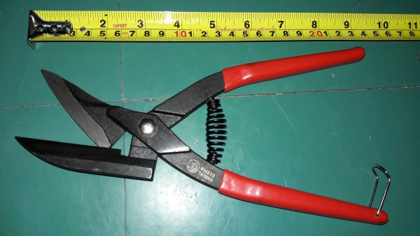 ขายกรรไกรตัดแผ่นเมทัลชีตขนาด10" นกใหญ่ไต้หวันKING EAGLE Made in Taiwan. ขายกรรไกรตัดแผ่นเมทัลชีตขนาด10" นกใหญ่ไต้หวันKING EAGLE Made in Taiwan.