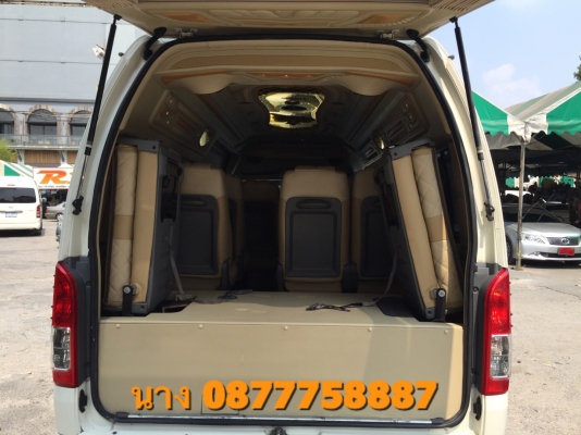 ขายCNG2.7ปี10เกียMT สีขาวแต่งวีไอพีเบาะสี่แถวคร้า