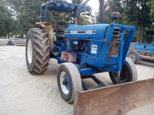 ขาย รถไถฟอร์ด 6600 ที 3 เล่มทะเบียนพร้อมต่อรองได้ พร้อมดันหน้า พาน 3