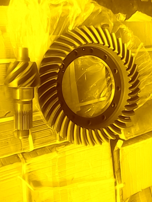 ขายจานบายศรีเดือยหมู 9500 โทร0906208746