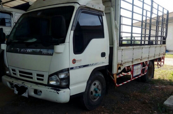 หกล้อ อีซูซุ NPR140ปี53ช่วงยาว4.30ม สภาพดีสวยบางเดิมพร้อมใช้ ทะเบียนพร้อใโอน