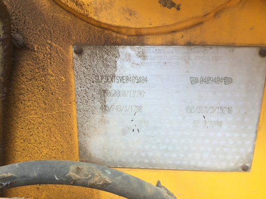 ตักหน้าขุดหลังเพลาเดียว JCB3CX..ไมล์ข้าง รถสวย..เล่มพร้อม