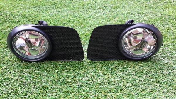 ไฟตัดหมอก toyota wish วิช ปี 04 (ของใหม่) ไฟตัดหมอก toyota wish วิช ปี 04 (ของใหม่)