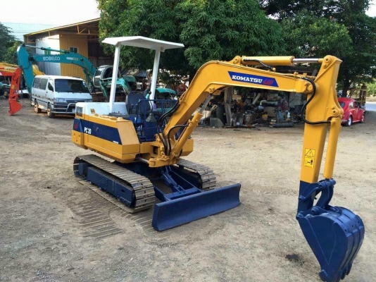 รถขุดเล็กแบ็คโฮ KOMATSU PC20-6 รถนอกแท้100\% มีใบอินวอยครบ