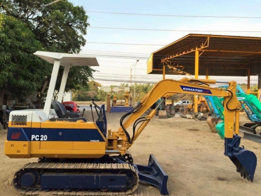 รถขุดเล็กแบ็คโฮ KOMATSU PC20-6 รถนอกแท้100\% มีใบอินวอยครบ
