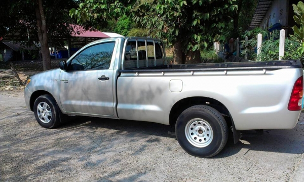 วีโก้ 2.5 คอมมอนเรลปี05 พร้อมใช้ วีโก้ 2.5 คอมมอนเรลปี05 พร้อมใช้