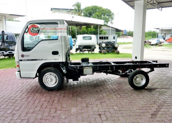 SK-79 ISUZU NKR การ์ตูน หัวครัชซี 4 ล้อ รถสวยสภาพพร้อมใชั