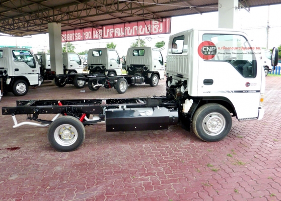 SK-79 ISUZU NKR การ์ตูน หัวครัชซี 4 ล้อ รถสวยสภาพพร้อมใชั