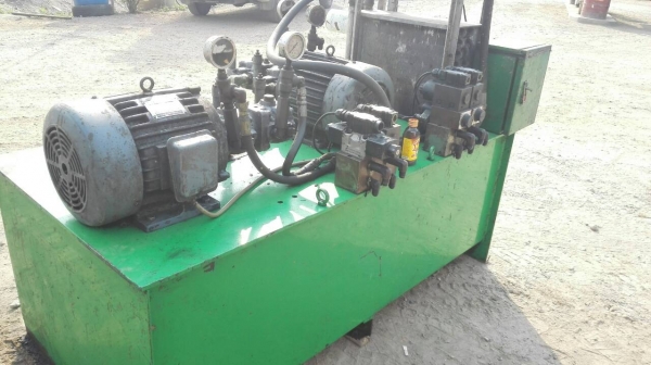 Sell>> ชุดพาวเวอร์ยูนิตดับเบิ้ลปั้มแบบสองตอน ขนาด 7.5 HP. ติดตั้งแผงระบายความร้อน2ชุด ถังใหญ่ 760 ลิตร วาวล์คอนโทรล