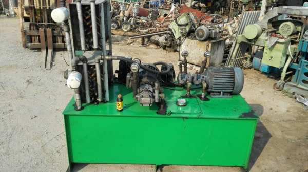 Sell>> ชุดพาวเวอร์ยูนิตดับเบิ้ลปั้มแบบสองตอน ขนาด 7.5 HP. ติดตั้งแผงระบายความร้อน2ชุด ถังใหญ่ 760 ลิตร วาวล์คอนโทรล