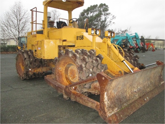 CAT 815B ปี1985 สนใจสั่งนำเข้า USA ติดต่อสอบถามได้ครับ CAT 815B ปี1985 สนใจสั่งนำเข้า USA ติดต่อสอบถามได้ครับ