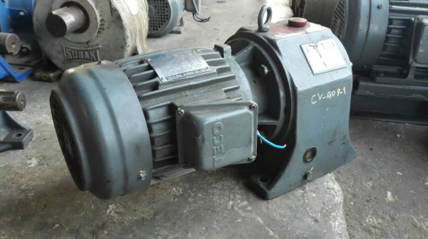 Sell>> มอเตอร์เกียร์ LI MING Made in TAIWAN 2 HP. 380V. ทด 1:20 ความเร็วรอบ 72 RPM. ใหม่กริ้บวิ่งเงียบพร้อมใช้. Sell>> มอเตอร์เกียร์ LI MING Made in TAIWAN 2 HP. 380V. ทด 1:20 ความเร็วรอบ 72 RPM. ใหม่กริ้บวิ่งเงียบพร้อมใช้.