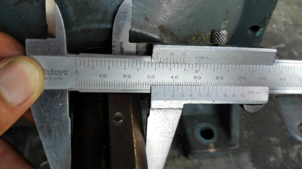 Sell>> มอเตอร์เกียร์ LI MING Made in TAIWAN 2 HP. 380V. ทด 1:20 ความเร็วรอบ 72 RPM. ใหม่กริ้บวิ่งเงียบพร้อมใช้. Sell>> มอเตอร์เกียร์ LI MING Made in TAIWAN 2 HP. 380V. ทด 1:20 ความเร็วรอบ 72 RPM. ใหม่กริ้บวิ่งเงียบพร้อมใช้.