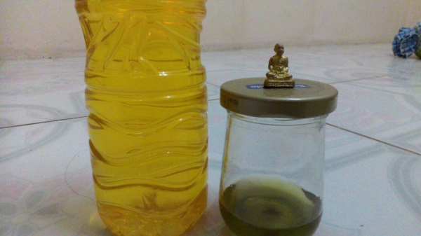 น้ำยาขัดเงาโลหะ PC405 ขวด 750 มิลลิลิตร