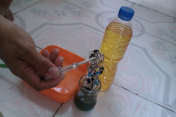 น้ำยาขัดเงาโลหะ PC405 ขวด 750 มิลลิลิตร